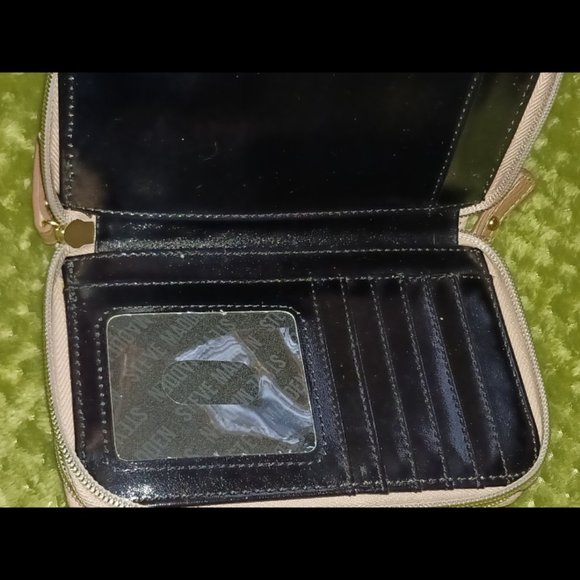 Steve Madden Wallet - Picture 2 of 6